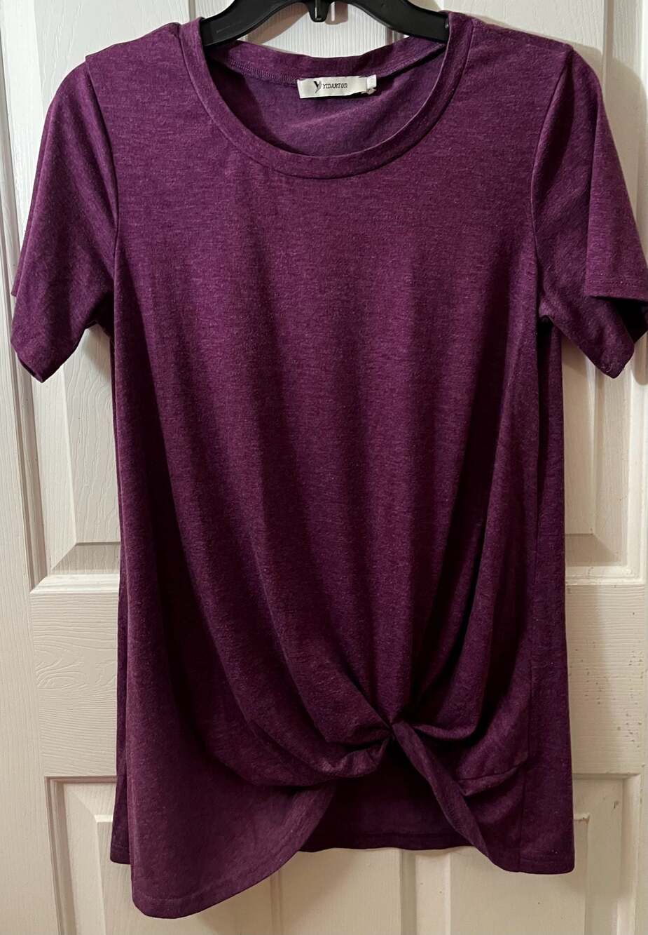 Yidarton Women's Short Sleeve Crew Neck Twist Knot Front Tunic T-Shirt in Maroon